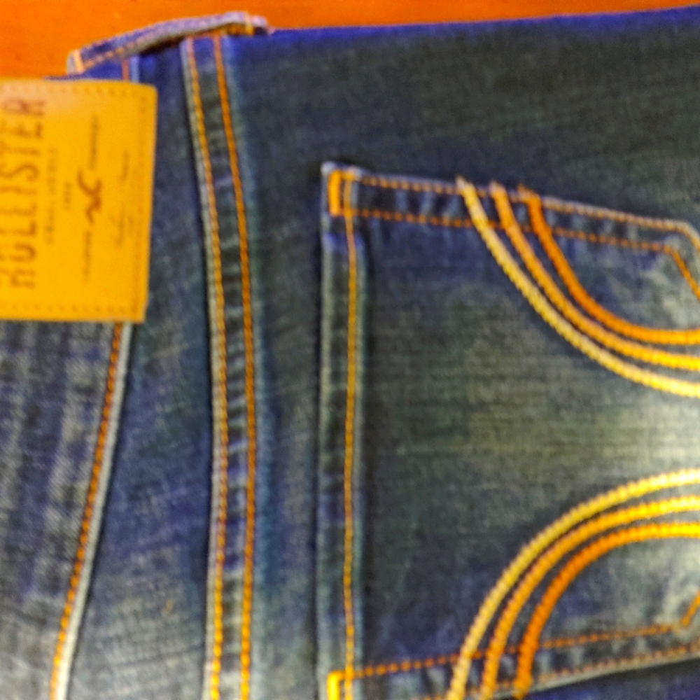 Hollister jeans